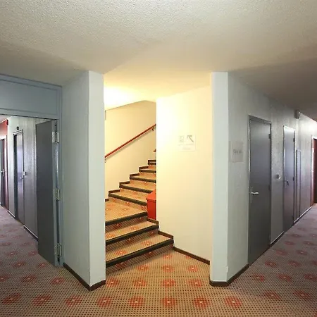 Greet Castres Saix Hotel